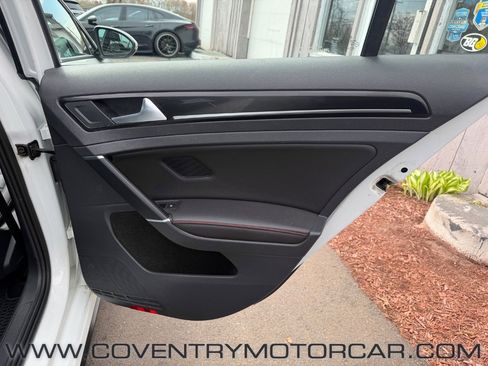 Used 2017 Volkswagen GTI SE FWD image 50