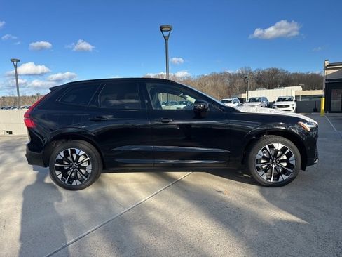 New 2026 Volvo XC60 B5 Plus w/ Protection Package Premier image 8