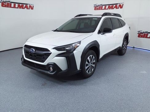 New 2025 Subaru Outback Premium image 3