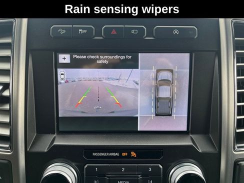 Used 2018 Ford F150 Platinum w/ Equipment Group 701A Luxury image 29