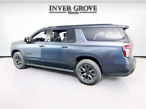 Used 2021 Chevrolet Suburban Z71 w/ Z71 Signature Package AWD/4WD image 7