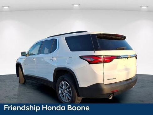 Used 2023 Chevrolet Traverse LT FWD image 14