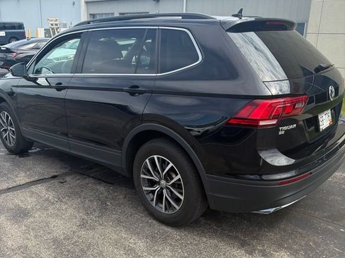 Used 2019 Volkswagen Tiguan SE w/ Panoramic Sunroof Package AWD/4WD image 6