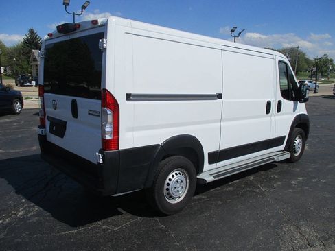 Used 2025 RAM ProMaster 2500 w/ U-Haul Equipment Group FWD image 5