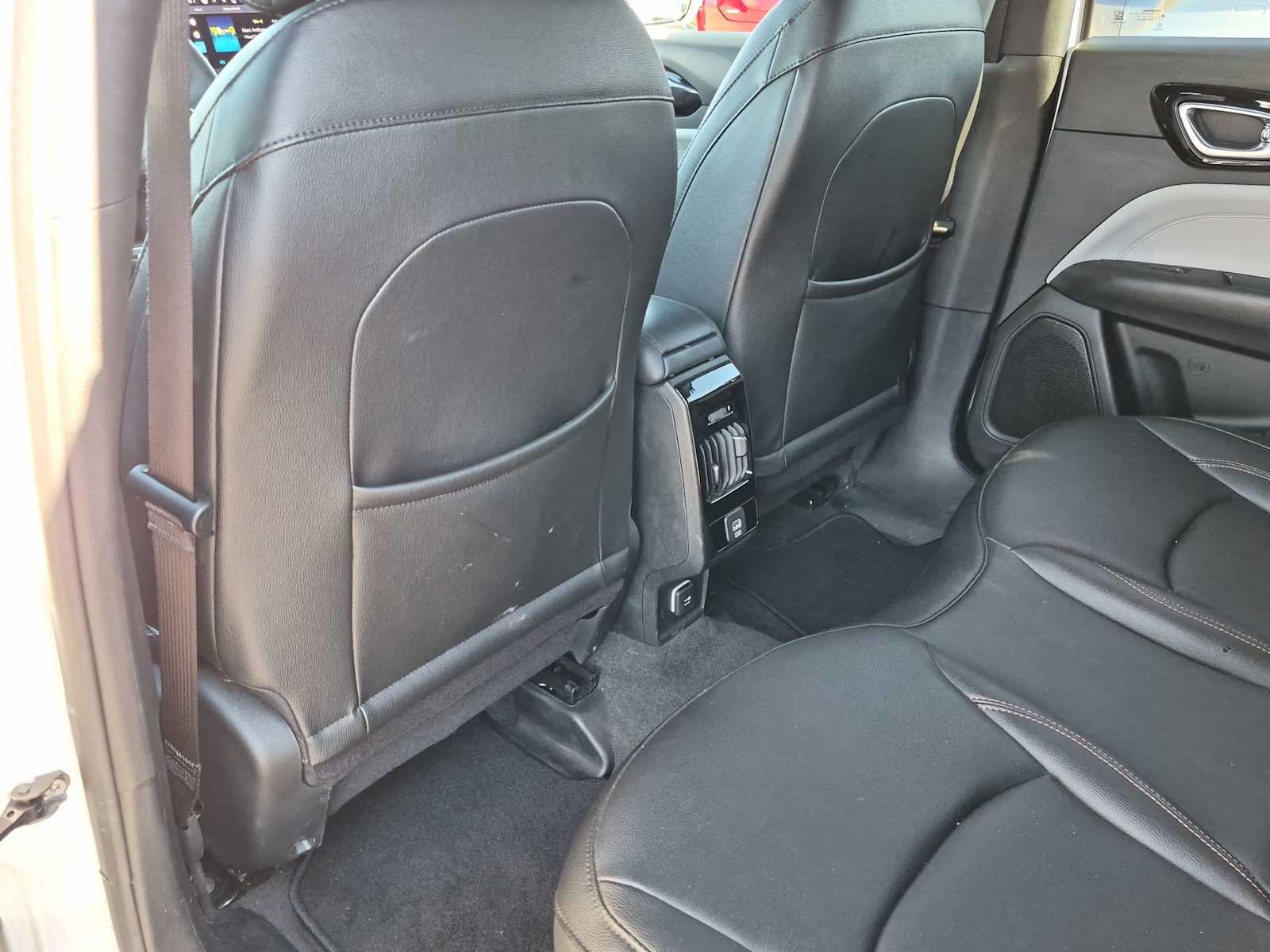 Used 2024 Jeep Compass Limited AWD/4WD image 18