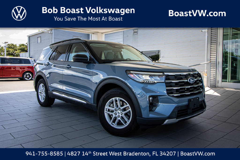 Used 2025 Ford Explorer Active w/ Active Comfort Package RWD image 1