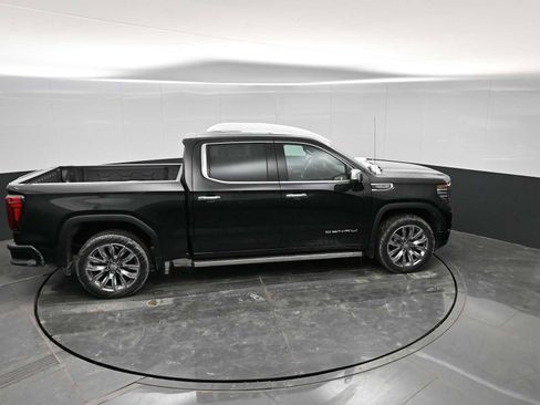 New 2026 GMC Sierra 1500 Denali w/ Denali Reserve Package image 30