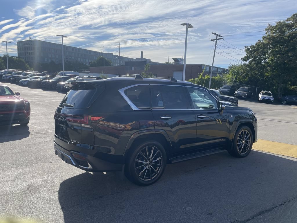 Used 2024 Lexus LX 600 F Sport AWD/4WD image 8