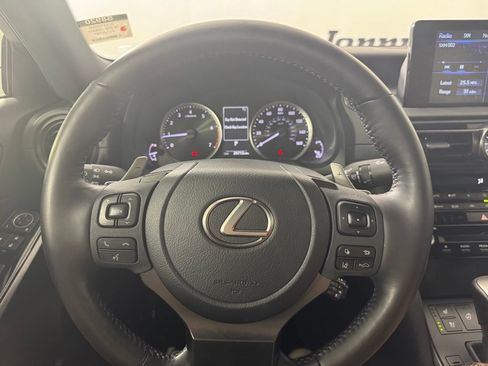 Used 2023 Lexus IS 300 w/ Comfort Package RWD image 13