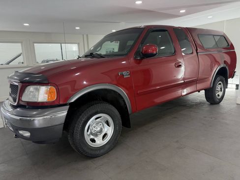 Used 2002 Ford F150 XLT AWD/4WD image 3