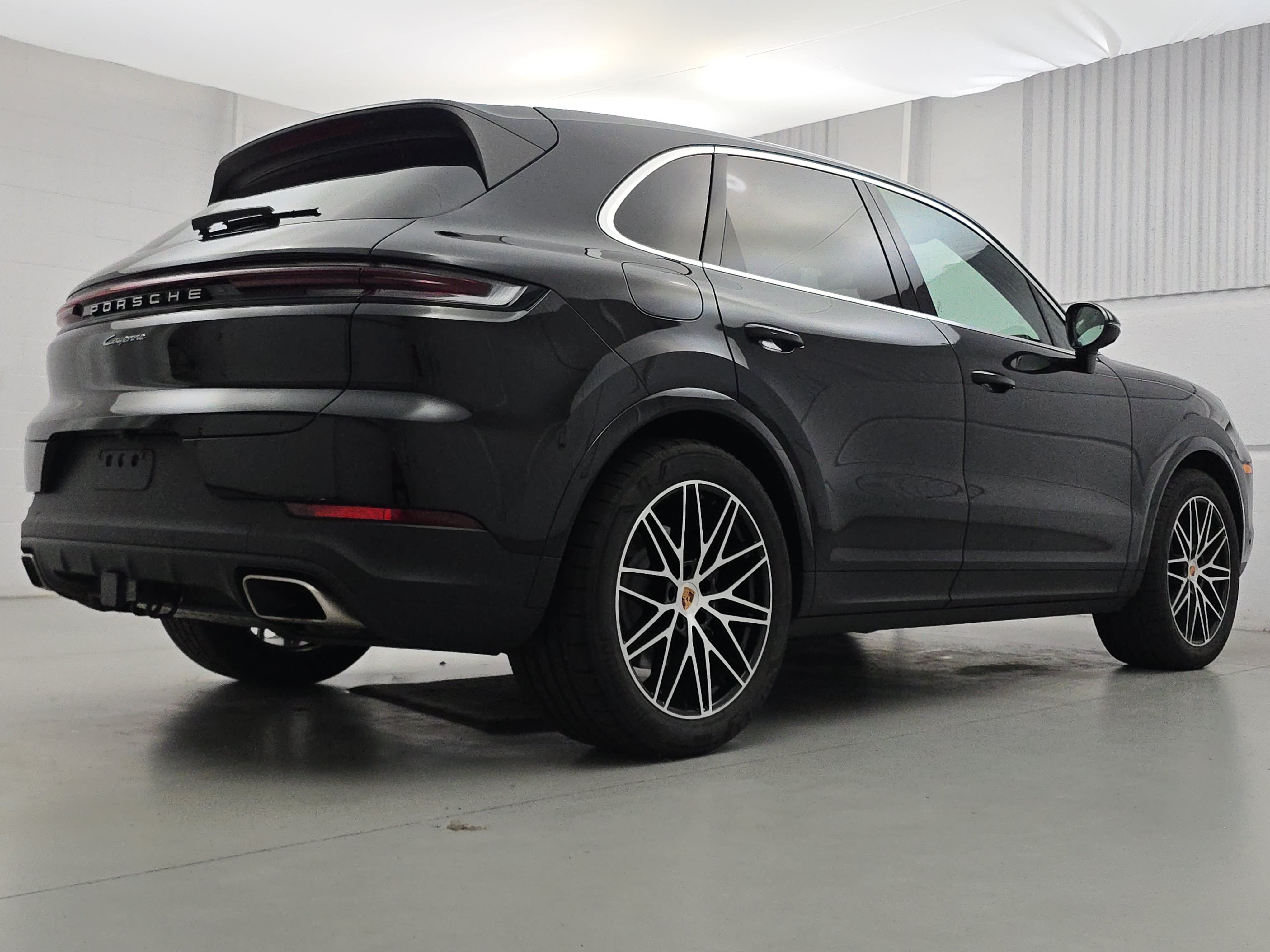 Certified 2026 Porsche Cayenne AWD/4WD image 7