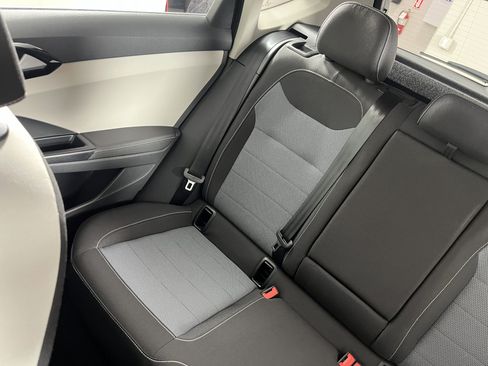 Certified 2025 Volkswagen Taos S FWD image 21