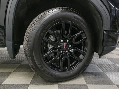 Used 2023 GMC Sierra 1500 Elevation image 15