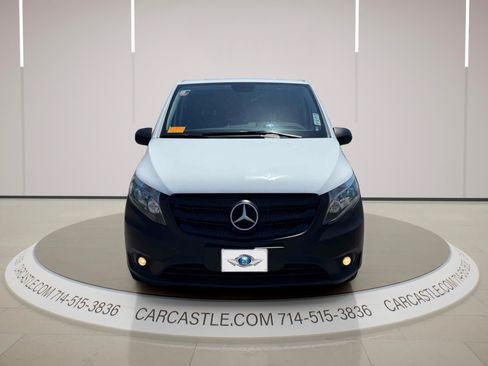 Used 2019 Mercedes-Benz Metris image 8