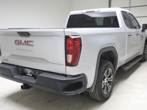 Used 2019 GMC Sierra 1500 2WD Double Cab w/ Convenience Package image 5