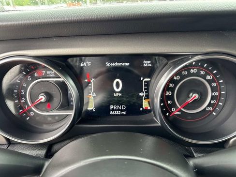 Used 2021 Jeep Wrangler Unlimited Rubicon AWD/4WD image 26