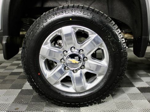 Used 2023 Chevrolet Silverado 3500 LTZ w/ LTZ Plus Package image 12