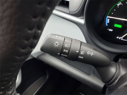 Used 2025 Toyota Sienna XLE image 22