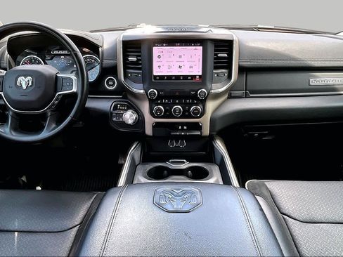 Used 2022 RAM 1500 Laramie AWD/4WD image 19