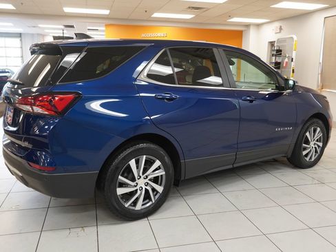 Used 2022 Chevrolet Equinox LT FWD image 13