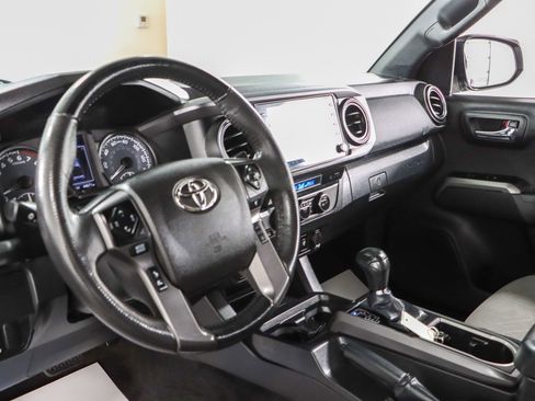 Used 2023 Toyota Tacoma TRD Off-Road AWD/4WD image 24