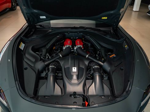Used 2024 Ferrari Roma Spider image 34