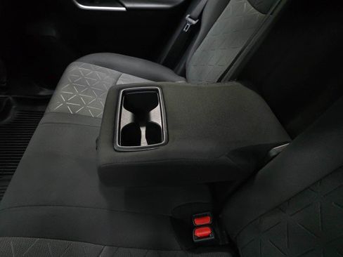 Used 2020 Toyota RAV4 XLE w/ Convenience Package AWD/4WD image 17