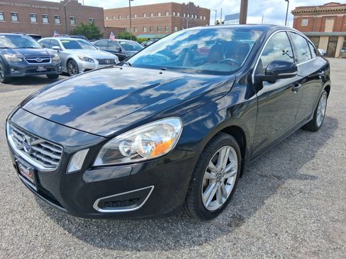 Used 2012 Volvo S60 T5 FWD image 3