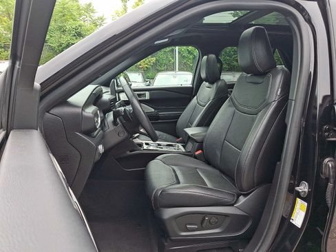 Used 2021 Ford Explorer ST w/ Equipment Group 401A AWD/4WD image 14
