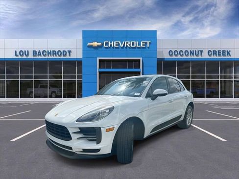 Used 2020 Porsche Macan AWD/4WD image 4