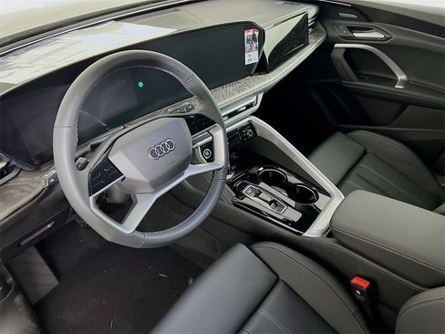 New 2025 Audi Q5 Premium Plus image 9