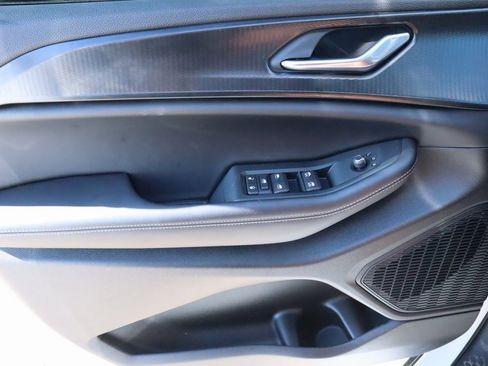 New 2025 Jeep Grand Cherokee Laredo X image 15