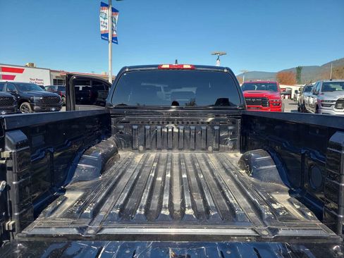 Used 2022 Nissan Frontier S w/ Technology Package image 27