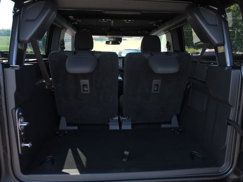 Used 2023 Ford Bronco Outer Banks AWD/4WD image 15