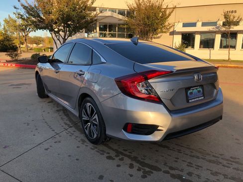 Used 2017 Honda Civic EX-T image 6