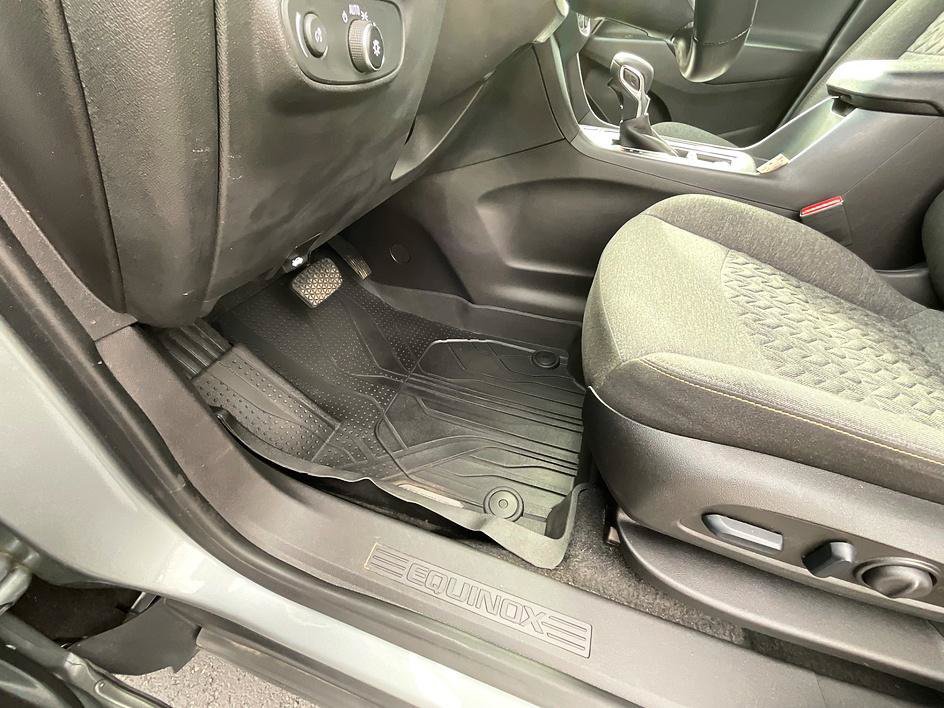 Used 2024 Chevrolet Equinox LT AWD/4WD image 22