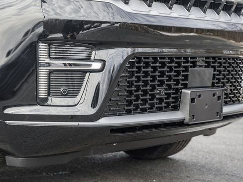 New 2026 Jeep Grand Wagoneer 4WD image 16