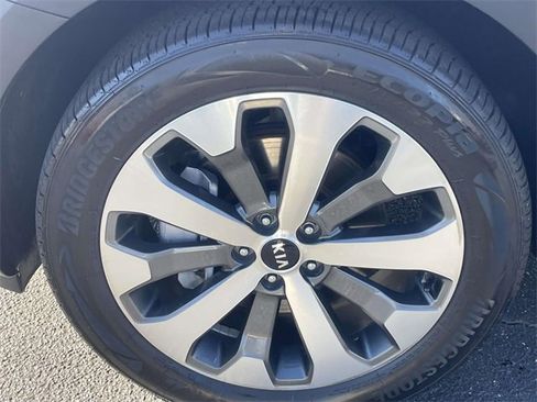 Used 2021 Kia Telluride S image 8