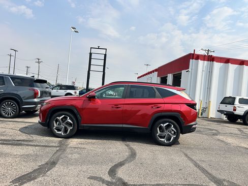 Used 2022 Hyundai Tucson SEL w/ Convenience Package AWD/4WD image 2