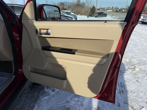 Used 2011 Ford Escape Limited w/ 302A Rapid Spec Order Code image 13