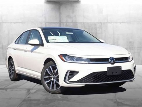 New 2026 Volkswagen Jetta SE image 2