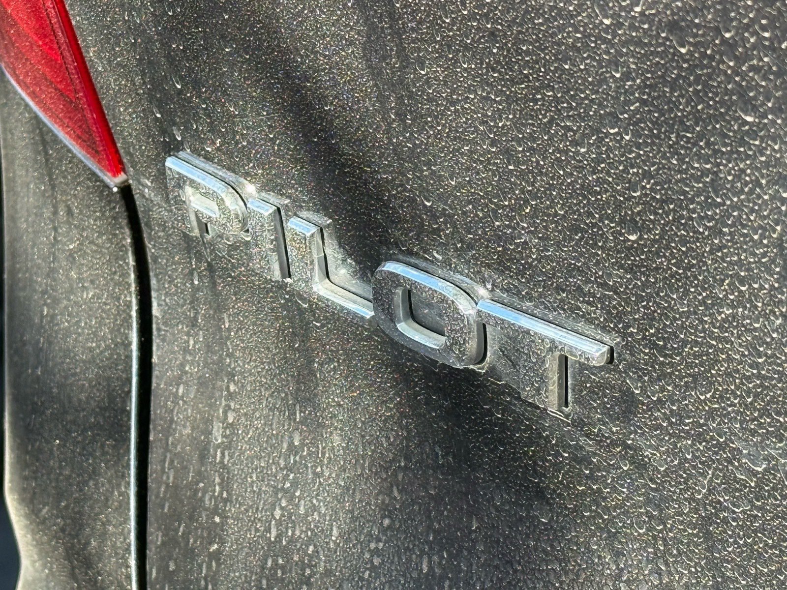 Used 2017 Honda Pilot Touring image 13