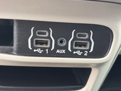 Used 2023 Chrysler Voyager LX FWD image 57