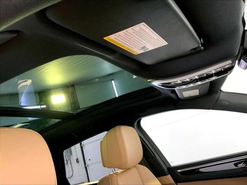 Certified 2023 Porsche Macan AWD/4WD image 20
