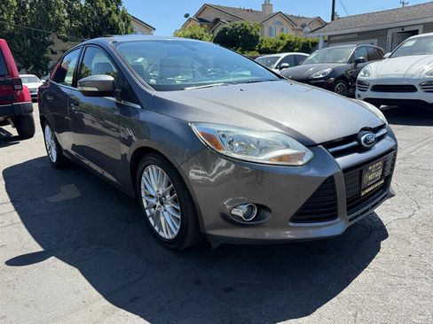 Used 2012 Ford Focus SEL image 3