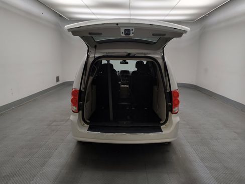 Used 2018 Dodge Grand Caravan SXT FWD image 29
