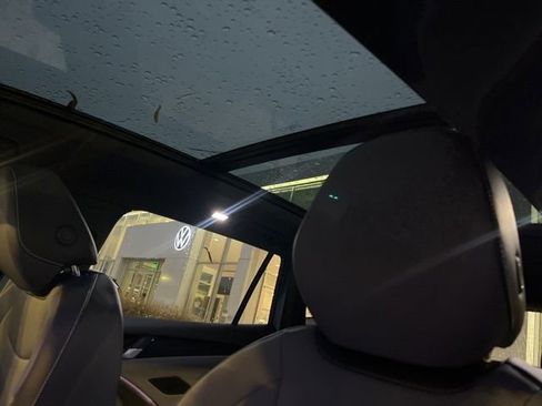 New 2026 Volkswagen Tiguan SE R-Line image 24