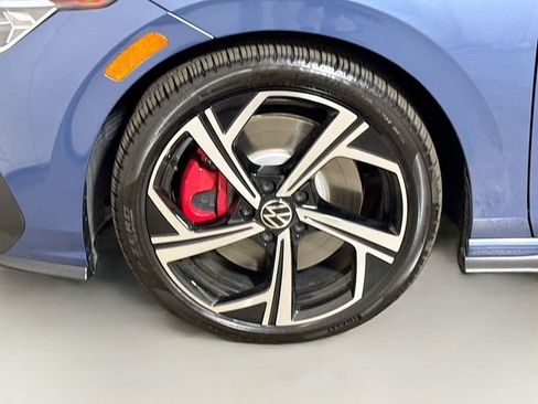 Used 2025 Volkswagen GTI SE FWD image 30