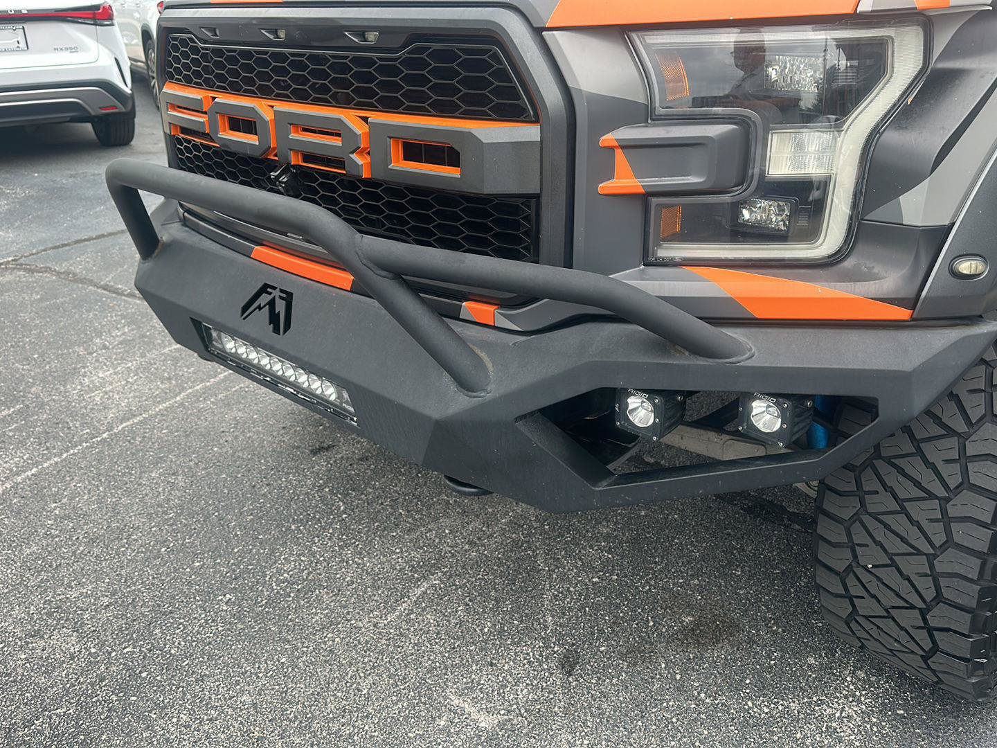 Used 2018 Ford F150 Raptor w/ Equipment Group 802A Luxury AWD/4WD image 38