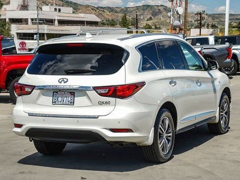 Used 2019 INFINITI QX60 Luxe w/ Essential Package FWD image 7